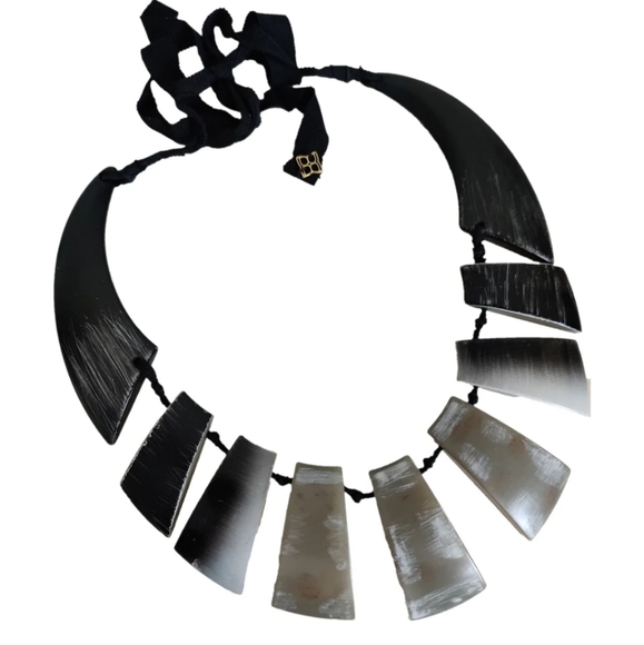 BCBGMaxAzria Tribal Chunky Necklace - Picture 14 of 14